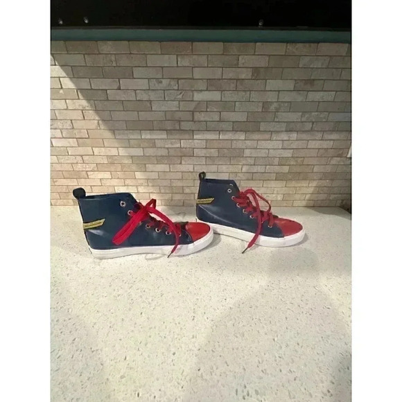 Marvel Captain Marvel‎ Hi-Top Sneakers b2 - Picture 3 of 4